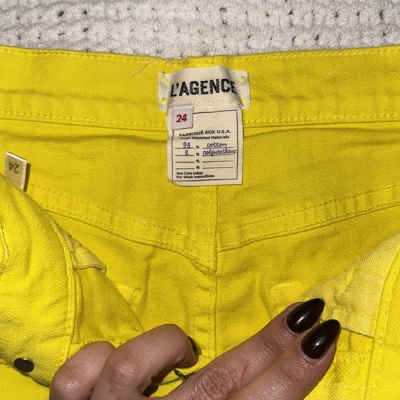 Yellow shorts - Picture 3 of 3